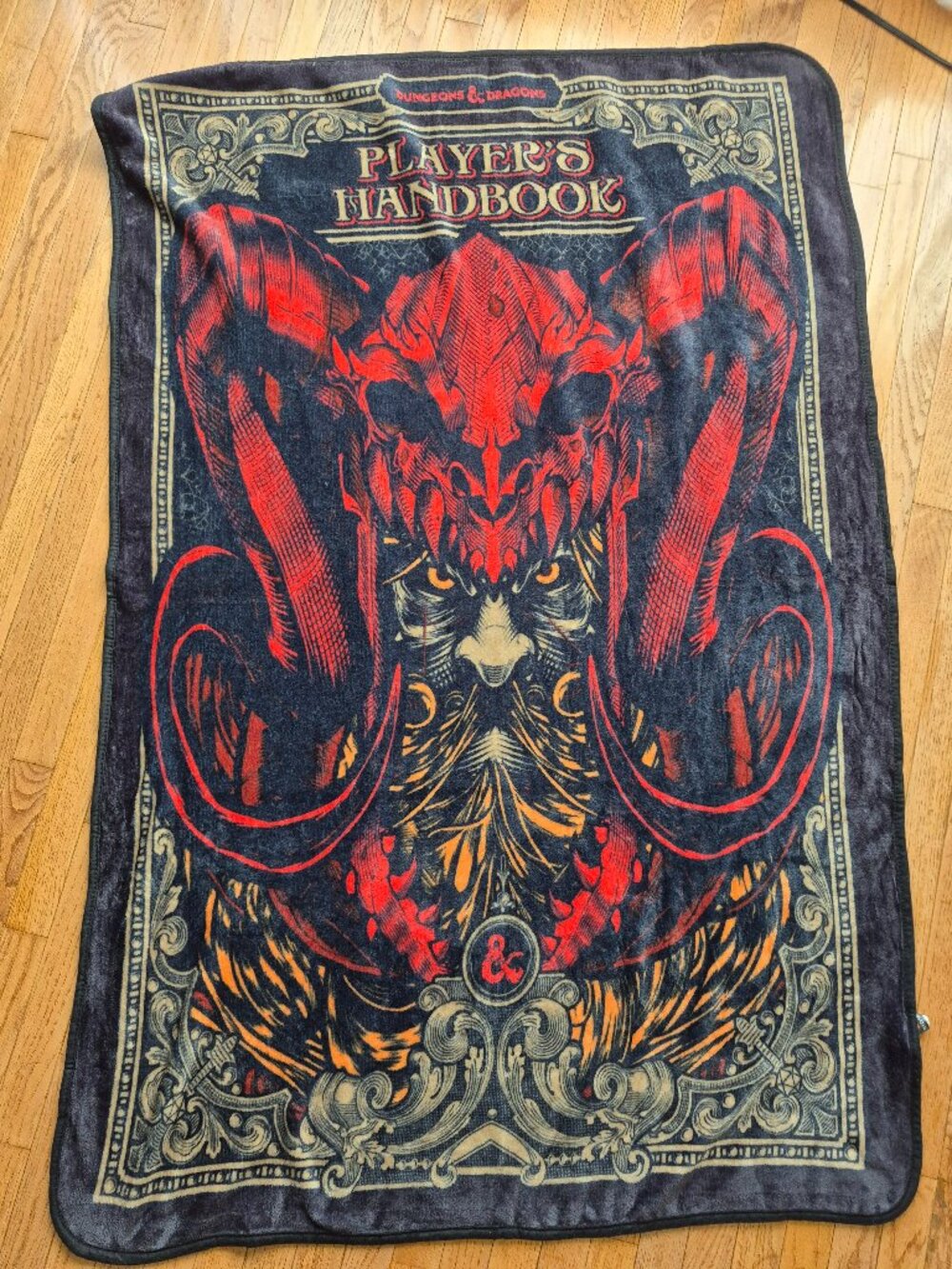 Dungeons & Dragons Player's Handbook Throw Blanket